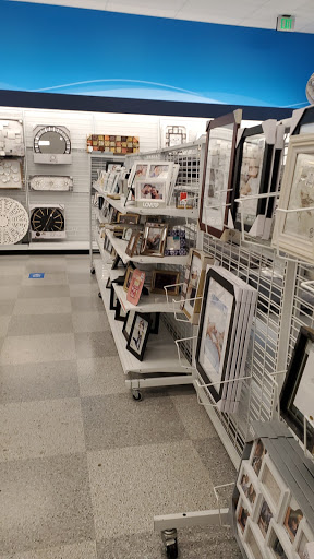 Clothing Store «Ross Dress for Less», reviews and photos, 1950 N Dixie Hwy, Elizabethtown, KY 42701, USA