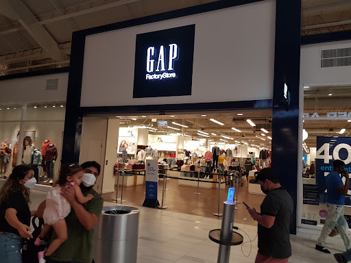 Clothing Store «Gap Outlet», reviews and photos, 12801 W Sunrise Blvd, Sunrise, FL 33323, USA