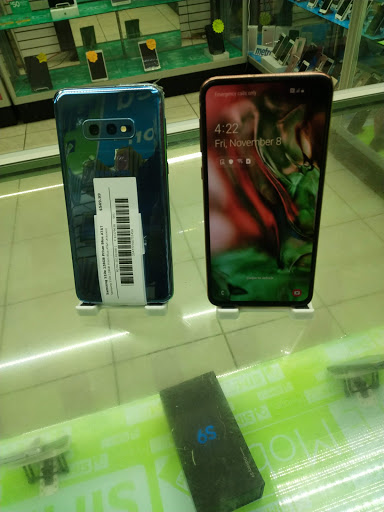 Computer Repair Service «Computers Plus Cellphones - Kirkman», reviews and photos, 54 S Kirkman Rd, Orlando, FL 32811, USA