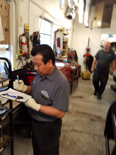 Auto Repair Shop «West Highlands Auto Repair», reviews and photos, 5440 W 29th Ave, Denver, CO 80214, USA