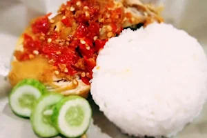 Nasi goreng seafood Rinjani wkk image