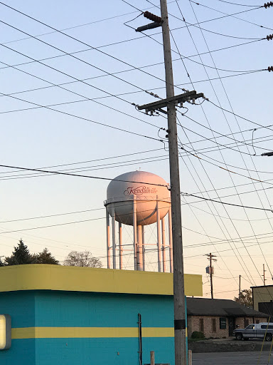 Grocery Store «Kroger», reviews and photos, 310 W North St, Kendallville, IN 46755, USA