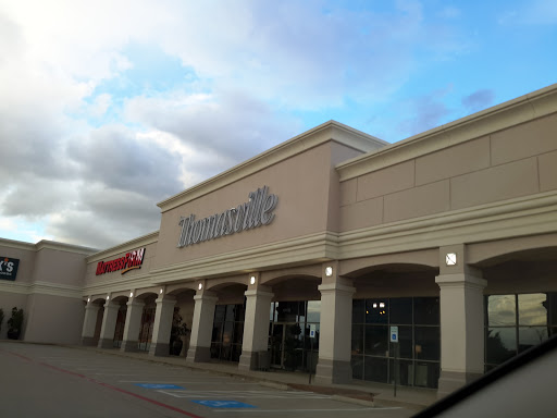 Furniture Store «Thomasville Furniture», reviews and photos, 13710 Dallas Pkwy, Dallas, TX 75240, USA