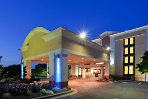 Holiday Inn Express Washington DC East-Andrews Afb, an IHG Hotel image