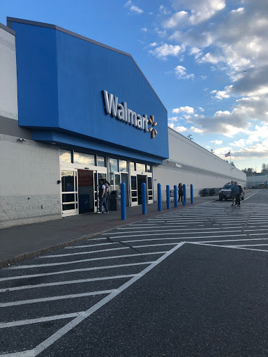 Walmart, 285 N Plainfield Rd, West Lebanon, NH 03784, USA, 