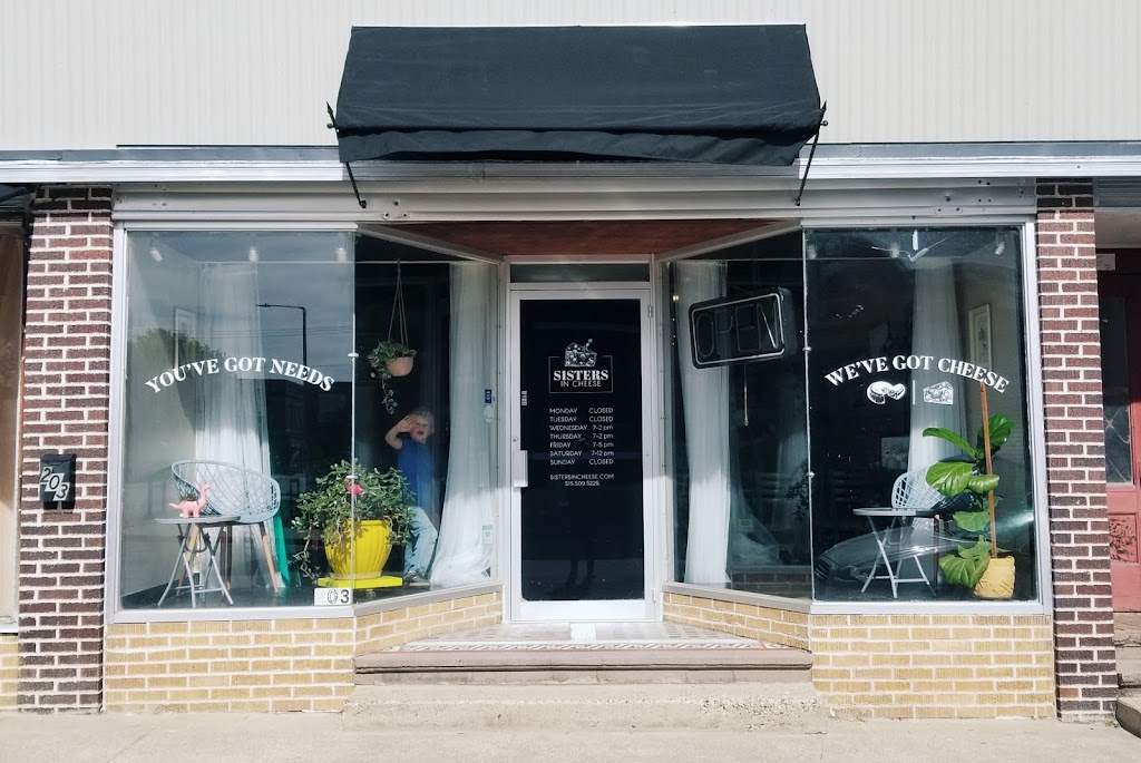 Sisters in Cheese 50156