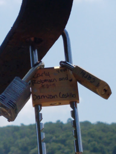 Bicycle Store «Harpers Ferry Outfitters & Bike Shop», reviews and photos, 129 Potomac St, Harpers Ferry, WV 25425, USA