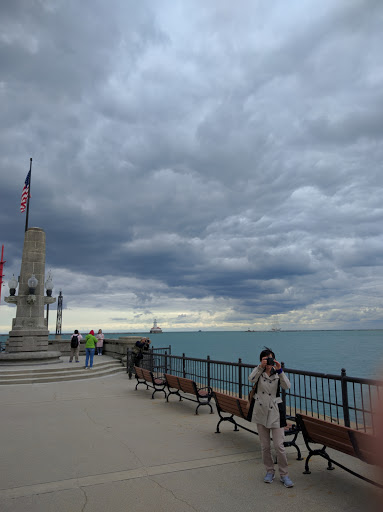 Shopping Mall «North & Sheffield Commons», reviews and photos, 1000 W North Ave, Chicago, IL 60642, USA