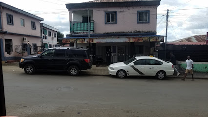 Restaurante senegales - PQR8+V59, Malabo, Equatorial Guinea