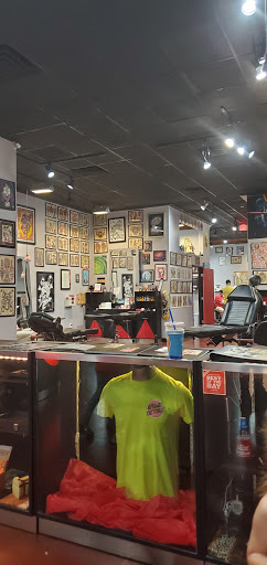 Body Piercing Shop «Atomic Tattoos», reviews and photos, 459 Brandon Town Center Dr, Brandon, FL 33511, USA