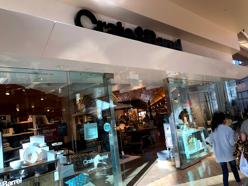 Furniture Store «Crate and Barrel», reviews and photos, 8505 Park Meadows Center Dr, Lone Tree, CO 80124, USA