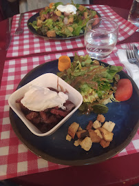 Salade César du Restaurant français La table des canuts - Bouchon lyonnais - n°2