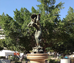 Fuente de los Querubines photo