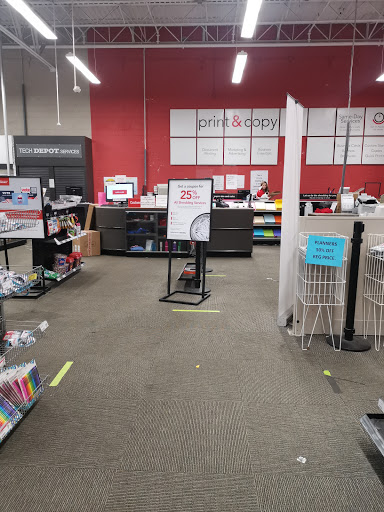 Office Supply Store «Office Depot», reviews and photos, 2997 Watson Blvd, Warner Robins, GA 31093, USA