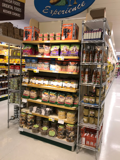 Produce Market «ShopRite of East Brunswick», reviews and photos, 14-22 W Prospect St, East Brunswick, NJ 08816, USA