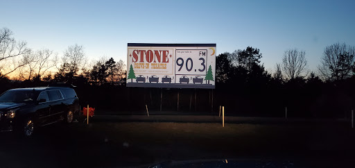 Drive-in Movie Theater «Stone Drive-In Theatre», reviews and photos, 808 Theatre Ln, Mountain View, AR 72560, USA