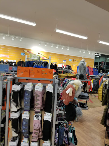 Ski Rental Service «Christy Sports - Ski & Patio», reviews and photos, 182 Avon Rd, Avon, CO 81620, USA