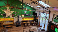 Atmosphère du Restaurant The irish corner cave du bénit à Souleuvre en Bocage - n°16