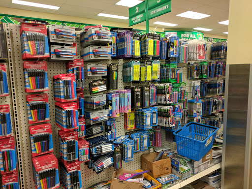 Dollar Store «Dollar Tree», reviews and photos, 230 E Main St #221, Newark, DE 19711, USA