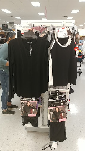 Department Store «T.J. Maxx», reviews and photos, 6035 Wesley Grove Blvd, Wesley Chapel, FL 33544, USA