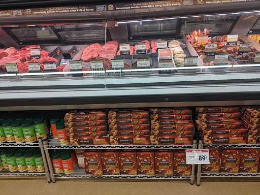 Supermarket «Giant Eagle Supermarket», reviews and photos, 27264 Lorain Rd, North Olmsted, OH 44070, USA