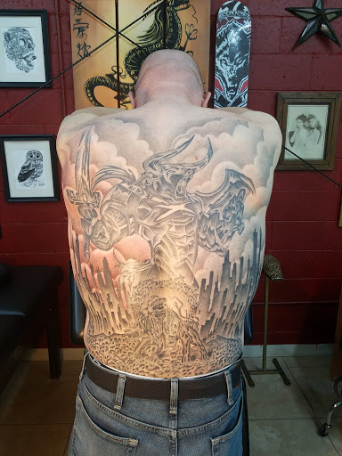 Tattoo Shop «Red Handed Tattoo», reviews and photos, 451 Kings Hwy, Shreveport, LA 71104, USA