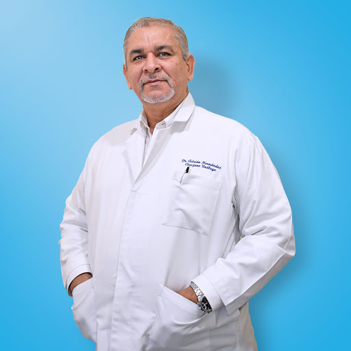 Urológo/Doctor_Adrian_Hernandez
