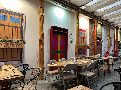 La Trastienda - Café Restaurante - Cl. 7 #4-2 a 4-102, Filandia, Quindío, Colombia