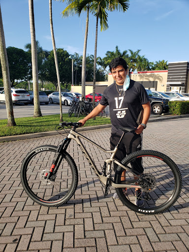 Bicycle Store «RB Cycles», reviews and photos, 11402 NW 41st St, Doral, FL 33178, USA