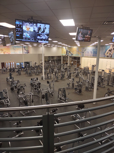 Gym «LA Fitness», reviews and photos, 114 E Hwy 67, Duncanville, TX 75137, USA