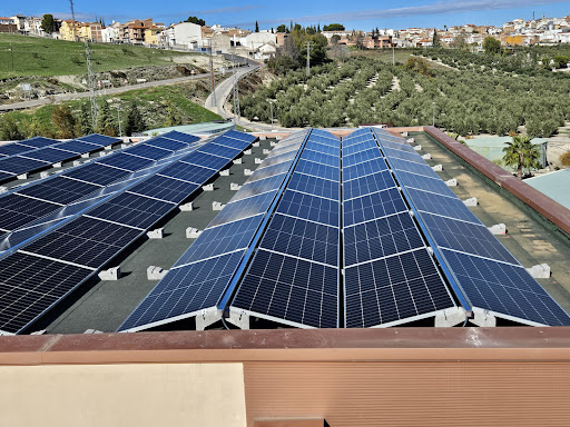 Instalaciones Eléctricas Pichuti en Villanueva del Arzobispo, Jaén