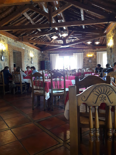 Restaurante El Colmenar - Carretera de Villacastin, km 5, 05194 Vicolozano, Ávila, Spain