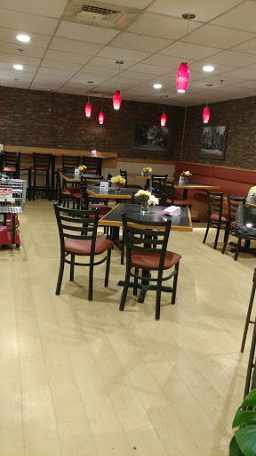 Shopping Mall «Southbury Plaza Shopping Center», reviews and photos, 100 Main St N, Southbury, CT 06488, USA