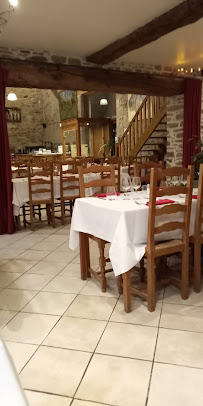 Atmosphère du Restaurant français La Ferme Saint-Michel à Le Mont-Saint-Michel - n°19