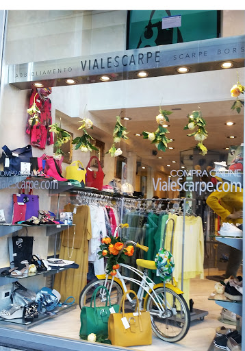 VIALESCARPE Store Torino