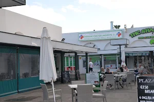 EMERGENCY DOCTOR LANZAROTE - Costa Teguise - ARZT image