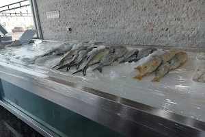Al Hamour Seafood Restaurant - Mabelah image