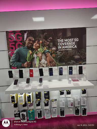 Cell Phone Store «T-Mobile», reviews and photos, 1424 N Expy, Griffin, GA 30223, USA