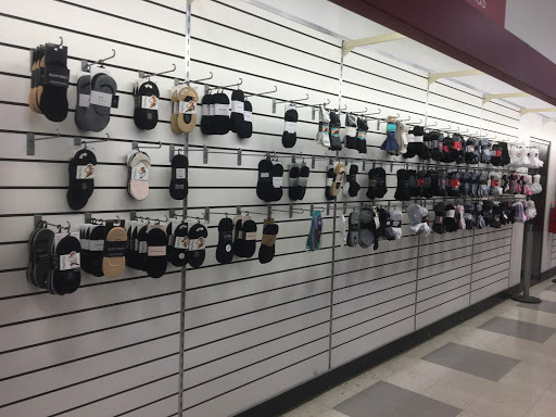 Department Store «HomeGoods», reviews and photos, 25959 Lorain Rd, North Olmsted, OH 44070, USA