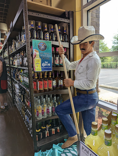 Liquor Store «Pour Vous Wine Spirits & Beer», reviews and photos, 263 Indian Lake Blvd, Hendersonville, TN 37075, USA