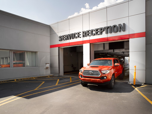 Toyota Dealer «Fred Anderson Toyota of Asheville», reviews and photos, 777 Brevard Rd, Asheville, NC 28806, USA