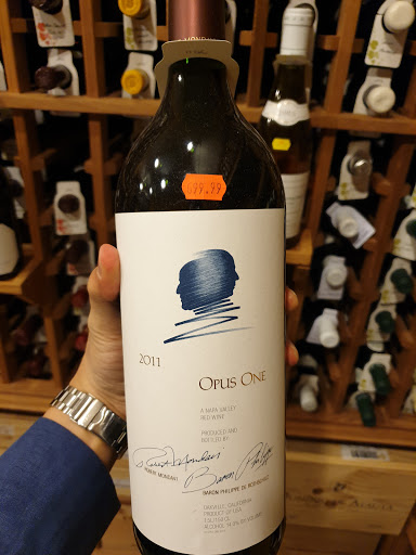 Wine Store «Arlington Wine & Liquor», reviews and photos, 718 Dutchess Turnpike, Poughkeepsie, NY 12603, USA