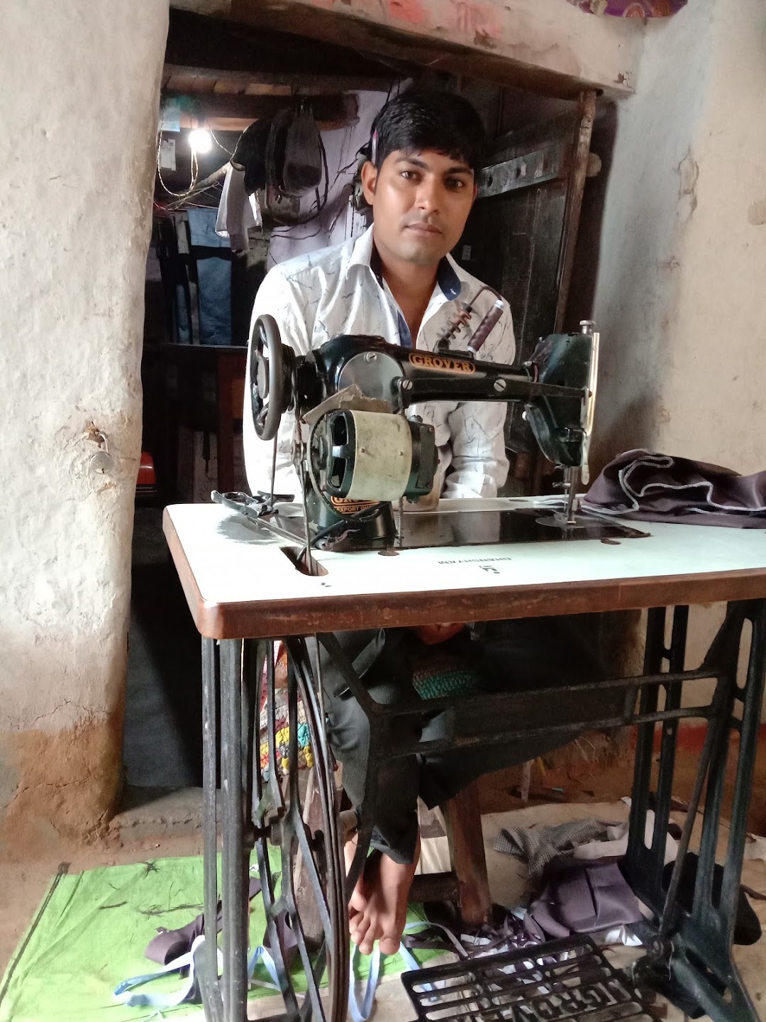 सतु राज टेलर