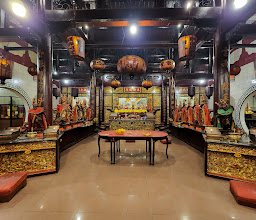 Vihara Gunung Timur photo