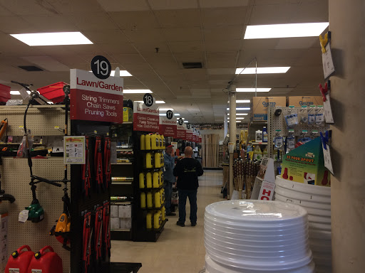 Hardware Store «Farrer Bros Hardware and Rental Service», reviews and photos, 1209 NW Broad St, Murfreesboro, TN 37129, USA