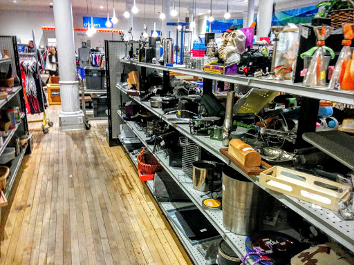 Thrift Store «Goodwill Denver - Broadway», reviews and photos, 21 S Broadway, Denver, CO 80209, USA