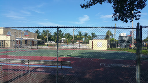 Park «Uleta Park», reviews and photos, 386 NE 169th St, North Miami Beach, FL 33162, USA