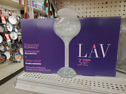 Shopping Mall «Hampton Plaza Shopping Center», reviews and photos, 4033 W Mercury Blvd, Hampton, VA 23666, USA