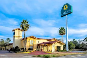 La Quinta Inn by Wyndham Lufkin image