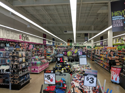 Variety Store «Five Below», reviews and photos, 1468 E Golf Rd, Schaumburg, IL 60173, USA